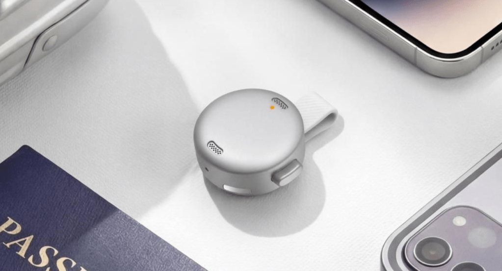 Feishu(bytedance) Meets Anker: The AI Recording Bean That Turns Meetings into Living Docs Sold for 129 USD — Where ChatGPT Meets Plaud and Notion in Everyday Work